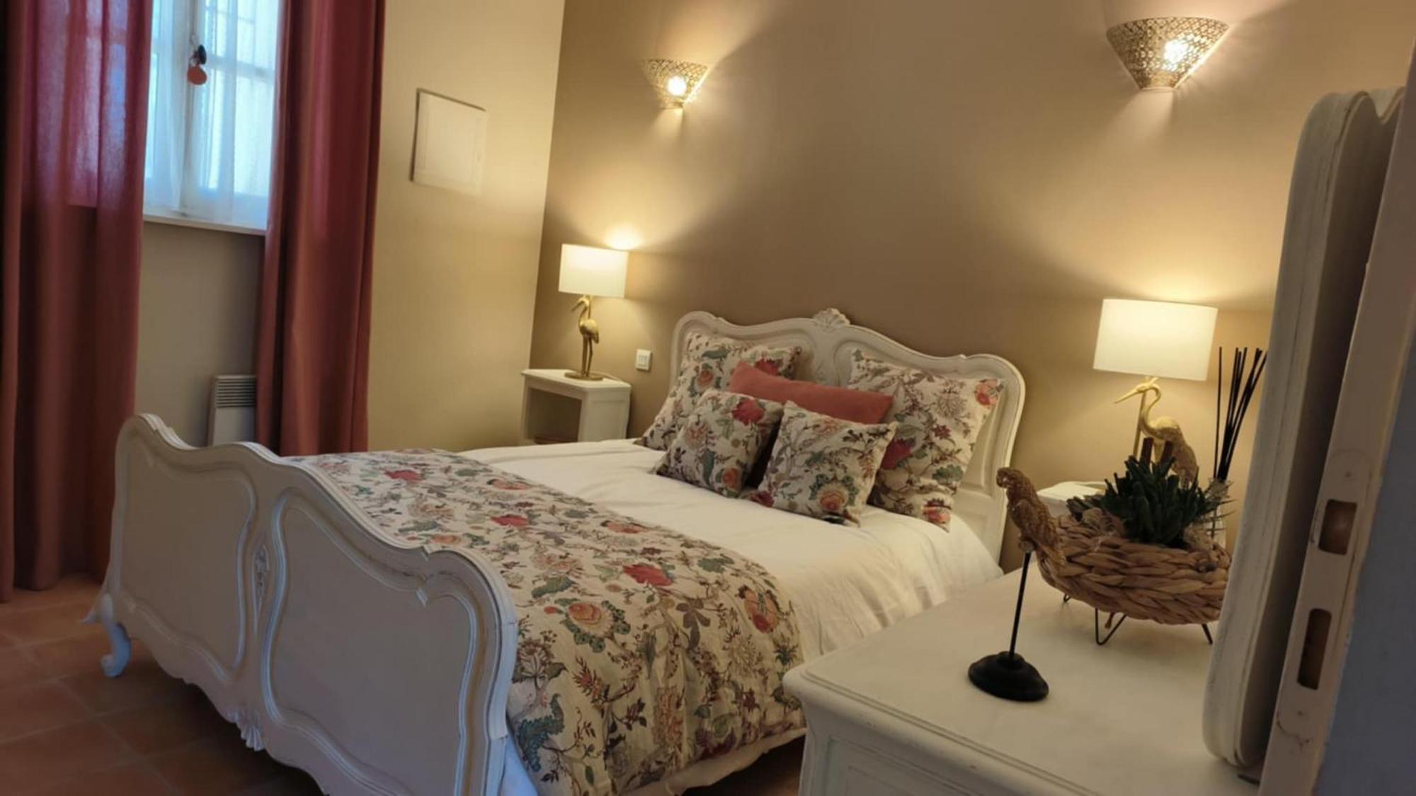 La Des Figuiers Bed & Breakfast