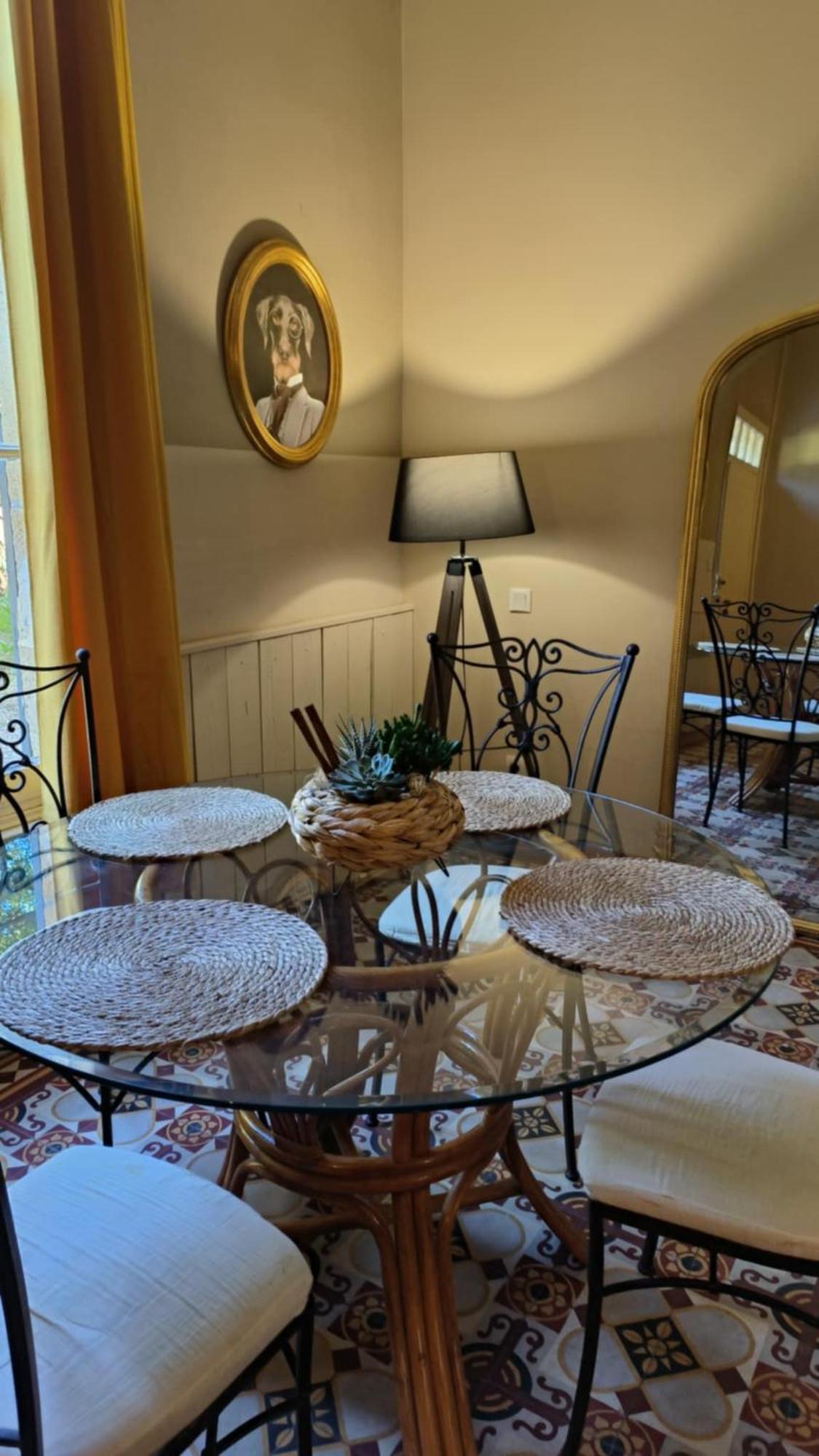La Des Figuiers Bed & Breakfast 3*