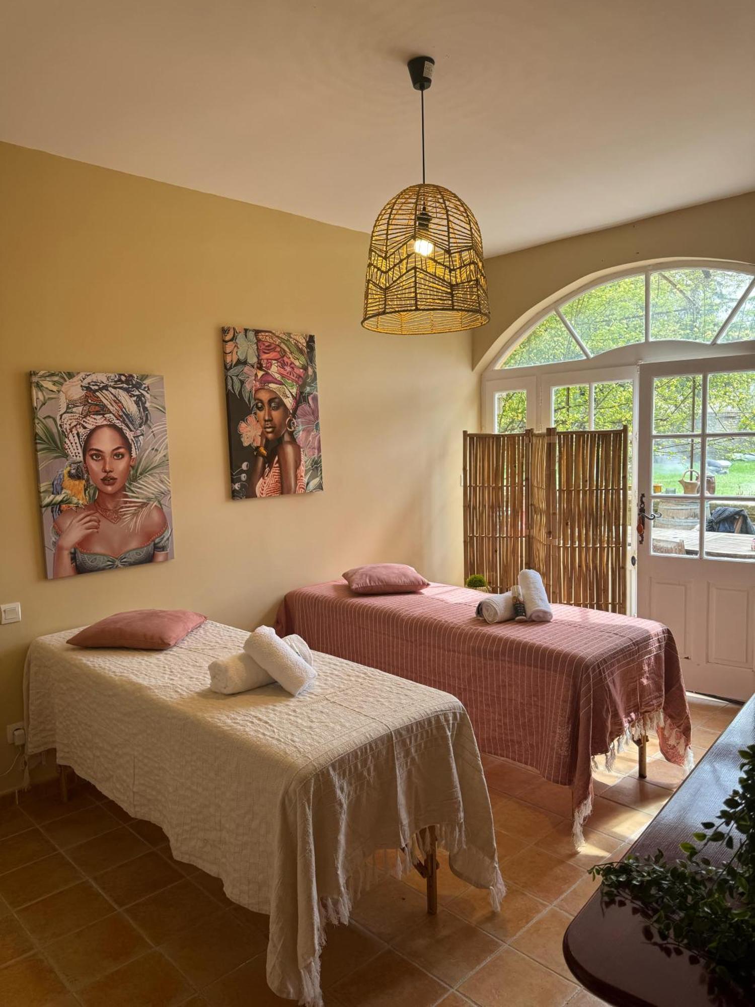 Bed & Breakfast La Des Figuiers 3*