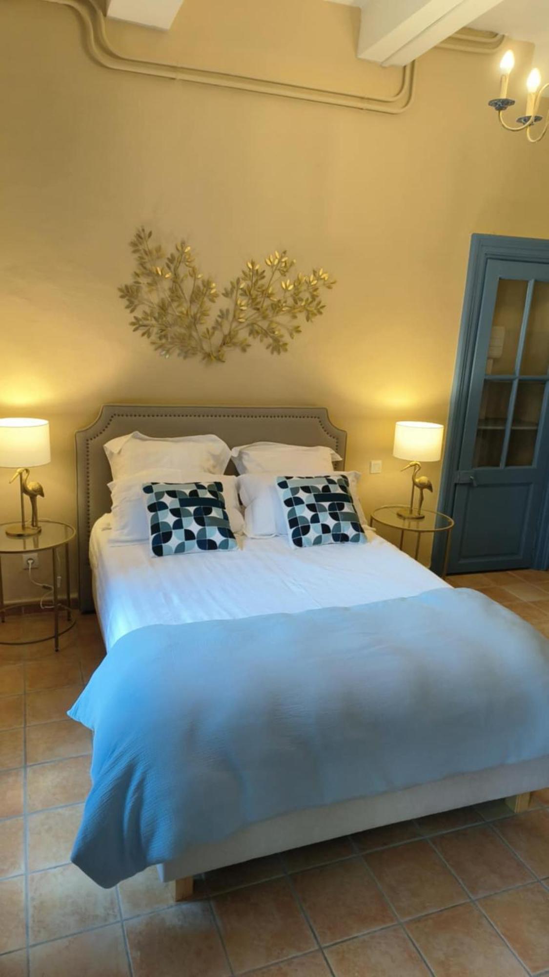 Bed & Breakfast La Des Figuiers 3*
